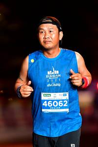 BIB: 46062
                            <button type="button" onclick="openModal(15591160)" class="btn btn-primary btn-sm float-right btn-popup" data-toggle="modal" data-target=".modal-high-quality">
                        <i class="fas fa-shopping-cart"></i> Add to Cart
                    </button>
                                            <button type="button" onclick="isThisMe(15591160, true)" class="btn btn-success btn-sm float-right btn-popup btn-isme hidden" data-toggle="tooltip" data-placement="bottom" title="นี่คือรูปของคุณใช่ไหม คลิกที่นี่เพื่อเอาเข้าอัลบั้ม">
                        <i class="fas fa-plus"></i> Add to album
                    </button>
                    <button type="button" onclick="isThisMe(15591160, false)" class="btn btn-warning btn-sm float-right btn-popup btn-isnotme hidden">
                        <i class="fas fa-ban"></i> Remove from album
                    </button>