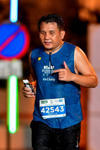 BIB: 404, 42543
                            <button type="button" onclick="openModal(15587925)" class="btn btn-primary btn-sm float-right btn-popup" data-toggle="modal" data-target=".modal-high-quality">
                        <i class="fas fa-shopping-cart"></i> Add to Cart
                    </button>
                                            <button type="button" onclick="isThisMe(15587925, true)" class="btn btn-success btn-sm float-right btn-popup btn-isme hidden" data-toggle="tooltip" data-placement="bottom" title="นี่คือรูปของคุณใช่ไหม คลิกที่นี่เพื่อเอาเข้าอัลบั้ม">
                        <i class="fas fa-plus"></i> Add to album
                    </button>
                    <button type="button" onclick="isThisMe(15587925, false)" class="btn btn-warning btn-sm float-right btn-popup btn-isnotme hidden">
                        <i class="fas fa-ban"></i> Remove from album
                    </button>