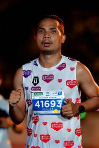 BIB: 42195, 41693
                            <button type="button" onclick="openModal(15586279)" class="btn btn-primary btn-sm float-right btn-popup" data-toggle="modal" data-target=".modal-high-quality">
                        <i class="fas fa-shopping-cart"></i> Add to Cart
                    </button>
                                            <button type="button" onclick="isThisMe(15586279, true)" class="btn btn-success btn-sm float-right btn-popup btn-isme hidden" data-toggle="tooltip" data-placement="bottom" title="นี่คือรูปของคุณใช่ไหม คลิกที่นี่เพื่อเอาเข้าอัลบั้ม">
                        <i class="fas fa-plus"></i> Add to album
                    </button>
                    <button type="button" onclick="isThisMe(15586279, false)" class="btn btn-warning btn-sm float-right btn-popup btn-isnotme hidden">
                        <i class="fas fa-ban"></i> Remove from album
                    </button>
