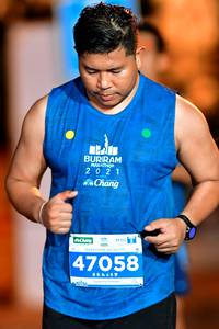 BIB: 2021, 47058
                            <button type="button" onclick="openModal(15589506)" class="btn btn-primary btn-sm float-right btn-popup" data-toggle="modal" data-target=".modal-high-quality">
                        <i class="fas fa-shopping-cart"></i> Add to Cart
                    </button>
                                            <button type="button" onclick="isThisMe(15589506, true)" class="btn btn-success btn-sm float-right btn-popup btn-isme hidden" data-toggle="tooltip" data-placement="bottom" title="นี่คือรูปของคุณใช่ไหม คลิกที่นี่เพื่อเอาเข้าอัลบั้ม">
                        <i class="fas fa-plus"></i> Add to album
                    </button>
                    <button type="button" onclick="isThisMe(15589506, false)" class="btn btn-warning btn-sm float-right btn-popup btn-isnotme hidden">
                        <i class="fas fa-ban"></i> Remove from album
                    </button>