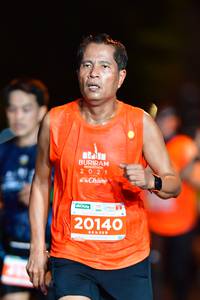BIB: 20140
                            <button type="button" onclick="openModal(15314653)" class="btn btn-primary btn-sm float-right btn-popup" data-toggle="modal" data-target=".modal-high-quality">
                        <i class="fas fa-shopping-cart"></i> Add to Cart
                    </button>
                                            <button type="button" onclick="isThisMe(15314653, true)" class="btn btn-success btn-sm float-right btn-popup btn-isme hidden" data-toggle="tooltip" data-placement="bottom" title="นี่คือรูปของคุณใช่ไหม คลิกที่นี่เพื่อเอาเข้าอัลบั้ม">
                        <i class="fas fa-plus"></i> Add to album
                    </button>
                    <button type="button" onclick="isThisMe(15314653, false)" class="btn btn-warning btn-sm float-right btn-popup btn-isnotme hidden">
                        <i class="fas fa-ban"></i> Remove from album
                    </button>