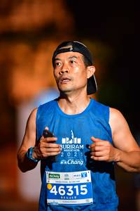 BIB: 2195, 46315
                            <button type="button" onclick="openModal(15079022)" class="btn btn-primary btn-sm float-right btn-popup" data-toggle="modal" data-target=".modal-high-quality">
                        <i class="fas fa-shopping-cart"></i> Add to Cart
                    </button>
                                            <button type="button" onclick="isThisMe(15079022, true)" class="btn btn-success btn-sm float-right btn-popup btn-isme hidden" data-toggle="tooltip" data-placement="bottom" title="นี่คือรูปของคุณใช่ไหม คลิกที่นี่เพื่อเอาเข้าอัลบั้ม">
                        <i class="fas fa-plus"></i> Add to album
                    </button>
                    <button type="button" onclick="isThisMe(15079022, false)" class="btn btn-warning btn-sm float-right btn-popup btn-isnotme hidden">
                        <i class="fas fa-ban"></i> Remove from album
                    </button>