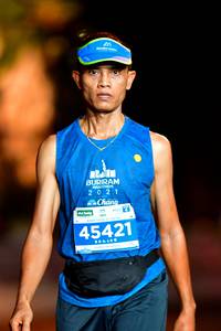 BIB: 45421
                            <button type="button" onclick="openModal(15590471)" class="btn btn-primary btn-sm float-right btn-popup" data-toggle="modal" data-target=".modal-high-quality">
                        <i class="fas fa-shopping-cart"></i> Add to Cart
                    </button>
                                            <button type="button" onclick="isThisMe(15590471, true)" class="btn btn-success btn-sm float-right btn-popup btn-isme hidden" data-toggle="tooltip" data-placement="bottom" title="นี่คือรูปของคุณใช่ไหม คลิกที่นี่เพื่อเอาเข้าอัลบั้ม">
                        <i class="fas fa-plus"></i> Add to album
                    </button>
                    <button type="button" onclick="isThisMe(15590471, false)" class="btn btn-warning btn-sm float-right btn-popup btn-isnotme hidden">
                        <i class="fas fa-ban"></i> Remove from album
                    </button>