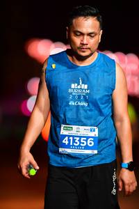 BIB: 403, 41356
                            <button type="button" onclick="openModal(13813636)" class="btn btn-primary btn-sm float-right btn-popup" data-toggle="modal" data-target=".modal-high-quality">
                        <i class="fas fa-shopping-cart"></i> Add to Cart
                    </button>
                                            <button type="button" onclick="isThisMe(13813636, true)" class="btn btn-success btn-sm float-right btn-popup btn-isme hidden" data-toggle="tooltip" data-placement="bottom" title="นี่คือรูปของคุณใช่ไหม คลิกที่นี่เพื่อเอาเข้าอัลบั้ม">
                        <i class="fas fa-plus"></i> Add to album
                    </button>
                    <button type="button" onclick="isThisMe(13813636, false)" class="btn btn-warning btn-sm float-right btn-popup btn-isnotme hidden">
                        <i class="fas fa-ban"></i> Remove from album
                    </button>
