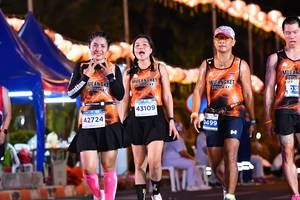 BIB: 43109, 42724, 0499
                            <button type="button" onclick="openModal(14304258)" class="btn btn-primary btn-sm float-right btn-popup" data-toggle="modal" data-target=".modal-high-quality">
                        <i class="fas fa-shopping-cart"></i> Add to Cart
                    </button>
                                            <button type="button" onclick="isThisMe(14304258, true)" class="btn btn-success btn-sm float-right btn-popup btn-isme hidden" data-toggle="tooltip" data-placement="bottom" title="นี่คือรูปของคุณใช่ไหม คลิกที่นี่เพื่อเอาเข้าอัลบั้ม">
                        <i class="fas fa-plus"></i> Add to album
                    </button>
                    <button type="button" onclick="isThisMe(14304258, false)" class="btn btn-warning btn-sm float-right btn-popup btn-isnotme hidden">
                        <i class="fas fa-ban"></i> Remove from album
                    </button>