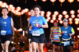 BIB: 41063, 42707, 95092
                            <button type="button" onclick="openModal(14301872)" class="btn btn-primary btn-sm float-right btn-popup" data-toggle="modal" data-target=".modal-high-quality">
                        <i class="fas fa-shopping-cart"></i> Add to Cart
                    </button>
                                            <button type="button" onclick="isThisMe(14301872, true)" class="btn btn-success btn-sm float-right btn-popup btn-isme hidden" data-toggle="tooltip" data-placement="bottom" title="นี่คือรูปของคุณใช่ไหม คลิกที่นี่เพื่อเอาเข้าอัลบั้ม">
                        <i class="fas fa-plus"></i> Add to album
                    </button>
                    <button type="button" onclick="isThisMe(14301872, false)" class="btn btn-warning btn-sm float-right btn-popup btn-isnotme hidden">
                        <i class="fas fa-ban"></i> Remove from album
                    </button>