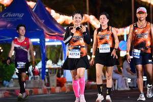 BIB: 43109, 42724, 0499, 6969
                            <button type="button" onclick="openModal(14304074)" class="btn btn-primary btn-sm float-right btn-popup" data-toggle="modal" data-target=".modal-high-quality">
                        <i class="fas fa-shopping-cart"></i> Add to Cart
                    </button>
                                            <button type="button" onclick="isThisMe(14304074, true)" class="btn btn-success btn-sm float-right btn-popup btn-isme hidden" data-toggle="tooltip" data-placement="bottom" title="นี่คือรูปของคุณใช่ไหม คลิกที่นี่เพื่อเอาเข้าอัลบั้ม">
                        <i class="fas fa-plus"></i> Add to album
                    </button>
                    <button type="button" onclick="isThisMe(14304074, false)" class="btn btn-warning btn-sm float-right btn-popup btn-isnotme hidden">
                        <i class="fas fa-ban"></i> Remove from album
                    </button>