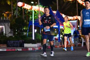 BIB: 45824, 417
                            <button type="button" onclick="openModal(14285121)" class="btn btn-primary btn-sm float-right btn-popup" data-toggle="modal" data-target=".modal-high-quality">
                        <i class="fas fa-shopping-cart"></i> Add to Cart
                    </button>
                                            <button type="button" onclick="isThisMe(14285121, true)" class="btn btn-success btn-sm float-right btn-popup btn-isme hidden" data-toggle="tooltip" data-placement="bottom" title="นี่คือรูปของคุณใช่ไหม คลิกที่นี่เพื่อเอาเข้าอัลบั้ม">
                        <i class="fas fa-plus"></i> Add to album
                    </button>
                    <button type="button" onclick="isThisMe(14285121, false)" class="btn btn-warning btn-sm float-right btn-popup btn-isnotme hidden">
                        <i class="fas fa-ban"></i> Remove from album
                    </button>