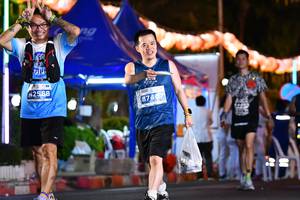 BIB: 42558, 874
                            <button type="button" onclick="openModal(14293297)" class="btn btn-primary btn-sm float-right btn-popup" data-toggle="modal" data-target=".modal-high-quality">
                        <i class="fas fa-shopping-cart"></i> Add to Cart
                    </button>
                                            <button type="button" onclick="isThisMe(14293297, true)" class="btn btn-success btn-sm float-right btn-popup btn-isme hidden" data-toggle="tooltip" data-placement="bottom" title="นี่คือรูปของคุณใช่ไหม คลิกที่นี่เพื่อเอาเข้าอัลบั้ม">
                        <i class="fas fa-plus"></i> Add to album
                    </button>
                    <button type="button" onclick="isThisMe(14293297, false)" class="btn btn-warning btn-sm float-right btn-popup btn-isnotme hidden">
                        <i class="fas fa-ban"></i> Remove from album
                    </button>