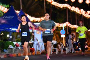 BIB: 47379, 40443, 46800
                            <button type="button" onclick="openModal(14264059)" class="btn btn-primary btn-sm float-right btn-popup" data-toggle="modal" data-target=".modal-high-quality">
                        <i class="fas fa-shopping-cart"></i> Add to Cart
                    </button>
                                            <button type="button" onclick="isThisMe(14264059, true)" class="btn btn-success btn-sm float-right btn-popup btn-isme hidden" data-toggle="tooltip" data-placement="bottom" title="นี่คือรูปของคุณใช่ไหม คลิกที่นี่เพื่อเอาเข้าอัลบั้ม">
                        <i class="fas fa-plus"></i> Add to album
                    </button>
                    <button type="button" onclick="isThisMe(14264059, false)" class="btn btn-warning btn-sm float-right btn-popup btn-isnotme hidden">
                        <i class="fas fa-ban"></i> Remove from album
                    </button>