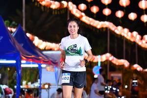 BIB: 402
                            <button type="button" onclick="openModal(14172041)" class="btn btn-primary btn-sm float-right btn-popup" data-toggle="modal" data-target=".modal-high-quality">
                        <i class="fas fa-shopping-cart"></i> Add to Cart
                    </button>
                                            <button type="button" onclick="isThisMe(14172041, true)" class="btn btn-success btn-sm float-right btn-popup btn-isme hidden" data-toggle="tooltip" data-placement="bottom" title="นี่คือรูปของคุณใช่ไหม คลิกที่นี่เพื่อเอาเข้าอัลบั้ม">
                        <i class="fas fa-plus"></i> Add to album
                    </button>
                    <button type="button" onclick="isThisMe(14172041, false)" class="btn btn-warning btn-sm float-right btn-popup btn-isnotme hidden">
                        <i class="fas fa-ban"></i> Remove from album
                    </button>