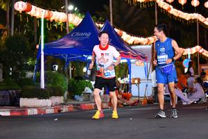 BIB: 4560, 402
                            <button type="button" onclick="openModal(14132155)" class="btn btn-primary btn-sm float-right btn-popup" data-toggle="modal" data-target=".modal-high-quality">
                        <i class="fas fa-shopping-cart"></i> Add to Cart
                    </button>
                                            <button type="button" onclick="isThisMe(14132155, true)" class="btn btn-success btn-sm float-right btn-popup btn-isme hidden" data-toggle="tooltip" data-placement="bottom" title="นี่คือรูปของคุณใช่ไหม คลิกที่นี่เพื่อเอาเข้าอัลบั้ม">
                        <i class="fas fa-plus"></i> Add to album
                    </button>
                    <button type="button" onclick="isThisMe(14132155, false)" class="btn btn-warning btn-sm float-right btn-popup btn-isnotme hidden">
                        <i class="fas fa-ban"></i> Remove from album
                    </button>