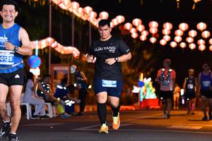 BIB: 2019, 0125, 46819
                            <button type="button" onclick="openModal(14172293)" class="btn btn-primary btn-sm float-right btn-popup" data-toggle="modal" data-target=".modal-high-quality">
                        <i class="fas fa-shopping-cart"></i> Add to Cart
                    </button>
                                            <button type="button" onclick="isThisMe(14172293, true)" class="btn btn-success btn-sm float-right btn-popup btn-isme hidden" data-toggle="tooltip" data-placement="bottom" title="นี่คือรูปของคุณใช่ไหม คลิกที่นี่เพื่อเอาเข้าอัลบั้ม">
                        <i class="fas fa-plus"></i> Add to album
                    </button>
                    <button type="button" onclick="isThisMe(14172293, false)" class="btn btn-warning btn-sm float-right btn-popup btn-isnotme hidden">
                        <i class="fas fa-ban"></i> Remove from album
                    </button>