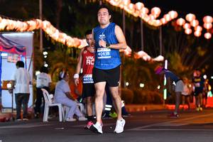 BIB: 40618, 4605
                            <button type="button" onclick="openModal(14132472)" class="btn btn-primary btn-sm float-right btn-popup" data-toggle="modal" data-target=".modal-high-quality">
                        <i class="fas fa-shopping-cart"></i> Add to Cart
                    </button>
                                            <button type="button" onclick="isThisMe(14132472, true)" class="btn btn-success btn-sm float-right btn-popup btn-isme hidden" data-toggle="tooltip" data-placement="bottom" title="นี่คือรูปของคุณใช่ไหม คลิกที่นี่เพื่อเอาเข้าอัลบั้ม">
                        <i class="fas fa-plus"></i> Add to album
                    </button>
                    <button type="button" onclick="isThisMe(14132472, false)" class="btn btn-warning btn-sm float-right btn-popup btn-isnotme hidden">
                        <i class="fas fa-ban"></i> Remove from album
                    </button>