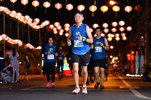 BIB: 40302, 43229
                            <button type="button" onclick="openModal(14142746)" class="btn btn-primary btn-sm float-right btn-popup" data-toggle="modal" data-target=".modal-high-quality">
                        <i class="fas fa-shopping-cart"></i> Add to Cart
                    </button>
                                            <button type="button" onclick="isThisMe(14142746, true)" class="btn btn-success btn-sm float-right btn-popup btn-isme hidden" data-toggle="tooltip" data-placement="bottom" title="นี่คือรูปของคุณใช่ไหม คลิกที่นี่เพื่อเอาเข้าอัลบั้ม">
                        <i class="fas fa-plus"></i> Add to album
                    </button>
                    <button type="button" onclick="isThisMe(14142746, false)" class="btn btn-warning btn-sm float-right btn-popup btn-isnotme hidden">
                        <i class="fas fa-ban"></i> Remove from album
                    </button>
