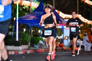 BIB: 820, 42853
                            <button type="button" onclick="openModal(14133461)" class="btn btn-primary btn-sm float-right btn-popup" data-toggle="modal" data-target=".modal-high-quality">
                        <i class="fas fa-shopping-cart"></i> Add to Cart
                    </button>
                                            <button type="button" onclick="isThisMe(14133461, true)" class="btn btn-success btn-sm float-right btn-popup btn-isme hidden" data-toggle="tooltip" data-placement="bottom" title="นี่คือรูปของคุณใช่ไหม คลิกที่นี่เพื่อเอาเข้าอัลบั้ม">
                        <i class="fas fa-plus"></i> Add to album
                    </button>
                    <button type="button" onclick="isThisMe(14133461, false)" class="btn btn-warning btn-sm float-right btn-popup btn-isnotme hidden">
                        <i class="fas fa-ban"></i> Remove from album
                    </button>