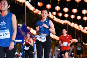 BIB: 021, 47502, 47755
                            <button type="button" onclick="openModal(14207356)" class="btn btn-primary btn-sm float-right btn-popup" data-toggle="modal" data-target=".modal-high-quality">
                        <i class="fas fa-shopping-cart"></i> Add to Cart
                    </button>
                                            <button type="button" onclick="isThisMe(14207356, true)" class="btn btn-success btn-sm float-right btn-popup btn-isme hidden" data-toggle="tooltip" data-placement="bottom" title="นี่คือรูปของคุณใช่ไหม คลิกที่นี่เพื่อเอาเข้าอัลบั้ม">
                        <i class="fas fa-plus"></i> Add to album
                    </button>
                    <button type="button" onclick="isThisMe(14207356, false)" class="btn btn-warning btn-sm float-right btn-popup btn-isnotme hidden">
                        <i class="fas fa-ban"></i> Remove from album
                    </button>