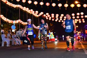 BIB: 95098
                            <button type="button" onclick="openModal(14219211)" class="btn btn-primary btn-sm float-right btn-popup" data-toggle="modal" data-target=".modal-high-quality">
                        <i class="fas fa-shopping-cart"></i> Add to Cart
                    </button>
                                            <button type="button" onclick="isThisMe(14219211, true)" class="btn btn-success btn-sm float-right btn-popup btn-isme hidden" data-toggle="tooltip" data-placement="bottom" title="นี่คือรูปของคุณใช่ไหม คลิกที่นี่เพื่อเอาเข้าอัลบั้ม">
                        <i class="fas fa-plus"></i> Add to album
                    </button>
                    <button type="button" onclick="isThisMe(14219211, false)" class="btn btn-warning btn-sm float-right btn-popup btn-isnotme hidden">
                        <i class="fas fa-ban"></i> Remove from album
                    </button>