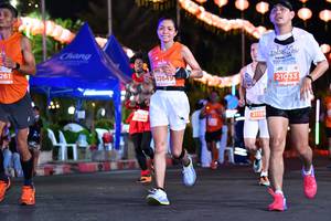 BIB: 261, 23649, 21033, 2115
                            <button type="button" onclick="openModal(13895429)" class="btn btn-primary btn-sm float-right btn-popup" data-toggle="modal" data-target=".modal-high-quality">
                        <i class="fas fa-shopping-cart"></i> Add to Cart
                    </button>
                                            <button type="button" onclick="isThisMe(13895429, true)" class="btn btn-success btn-sm float-right btn-popup btn-isme hidden" data-toggle="tooltip" data-placement="bottom" title="นี่คือรูปของคุณใช่ไหม คลิกที่นี่เพื่อเอาเข้าอัลบั้ม">
                        <i class="fas fa-plus"></i> Add to album
                    </button>
                    <button type="button" onclick="isThisMe(13895429, false)" class="btn btn-warning btn-sm float-right btn-popup btn-isnotme hidden">
                        <i class="fas fa-ban"></i> Remove from album
                    </button>