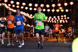 BIB: 25130, 27050, 21943
                            <button type="button" onclick="openModal(13885893)" class="btn btn-primary btn-sm float-right btn-popup" data-toggle="modal" data-target=".modal-high-quality">
                        <i class="fas fa-shopping-cart"></i> Add to Cart
                    </button>
                                            <button type="button" onclick="isThisMe(13885893, true)" class="btn btn-success btn-sm float-right btn-popup btn-isme hidden" data-toggle="tooltip" data-placement="bottom" title="นี่คือรูปของคุณใช่ไหม คลิกที่นี่เพื่อเอาเข้าอัลบั้ม">
                        <i class="fas fa-plus"></i> Add to album
                    </button>
                    <button type="button" onclick="isThisMe(13885893, false)" class="btn btn-warning btn-sm float-right btn-popup btn-isnotme hidden">
                        <i class="fas fa-ban"></i> Remove from album
                    </button>