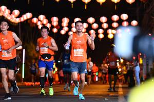 BIB: 25249, 220, 21884
                            <button type="button" onclick="openModal(13892081)" class="btn btn-primary btn-sm float-right btn-popup" data-toggle="modal" data-target=".modal-high-quality">
                        <i class="fas fa-shopping-cart"></i> Add to Cart
                    </button>
                                            <button type="button" onclick="isThisMe(13892081, true)" class="btn btn-success btn-sm float-right btn-popup btn-isme hidden" data-toggle="tooltip" data-placement="bottom" title="นี่คือรูปของคุณใช่ไหม คลิกที่นี่เพื่อเอาเข้าอัลบั้ม">
                        <i class="fas fa-plus"></i> Add to album
                    </button>
                    <button type="button" onclick="isThisMe(13892081, false)" class="btn btn-warning btn-sm float-right btn-popup btn-isnotme hidden">
                        <i class="fas fa-ban"></i> Remove from album
                    </button>