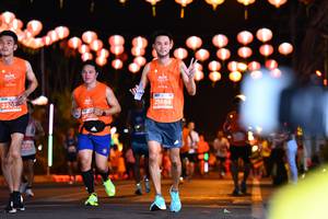 BIB: 220, 21884, 2585
                            <button type="button" onclick="openModal(13892088)" class="btn btn-primary btn-sm float-right btn-popup" data-toggle="modal" data-target=".modal-high-quality">
                        <i class="fas fa-shopping-cart"></i> Add to Cart
                    </button>
                                            <button type="button" onclick="isThisMe(13892088, true)" class="btn btn-success btn-sm float-right btn-popup btn-isme hidden" data-toggle="tooltip" data-placement="bottom" title="นี่คือรูปของคุณใช่ไหม คลิกที่นี่เพื่อเอาเข้าอัลบั้ม">
                        <i class="fas fa-plus"></i> Add to album
                    </button>
                    <button type="button" onclick="isThisMe(13892088, false)" class="btn btn-warning btn-sm float-right btn-popup btn-isnotme hidden">
                        <i class="fas fa-ban"></i> Remove from album
                    </button>