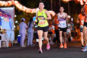 BIB: 26125, 0474
                            <button type="button" onclick="openModal(14120103)" class="btn btn-primary btn-sm float-right btn-popup" data-toggle="modal" data-target=".modal-high-quality">
                        <i class="fas fa-shopping-cart"></i> Add to Cart
                    </button>
                                            <button type="button" onclick="isThisMe(14120103, true)" class="btn btn-success btn-sm float-right btn-popup btn-isme hidden" data-toggle="tooltip" data-placement="bottom" title="นี่คือรูปของคุณใช่ไหม คลิกที่นี่เพื่อเอาเข้าอัลบั้ม">
                        <i class="fas fa-plus"></i> Add to album
                    </button>
                    <button type="button" onclick="isThisMe(14120103, false)" class="btn btn-warning btn-sm float-right btn-popup btn-isnotme hidden">
                        <i class="fas fa-ban"></i> Remove from album
                    </button>