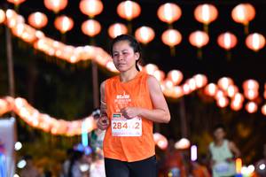BIB: 284
                            <button type="button" onclick="openModal(14120323)" class="btn btn-primary btn-sm float-right btn-popup" data-toggle="modal" data-target=".modal-high-quality">
                        <i class="fas fa-shopping-cart"></i> Add to Cart
                    </button>
                                            <button type="button" onclick="isThisMe(14120323, true)" class="btn btn-success btn-sm float-right btn-popup btn-isme hidden" data-toggle="tooltip" data-placement="bottom" title="นี่คือรูปของคุณใช่ไหม คลิกที่นี่เพื่อเอาเข้าอัลบั้ม">
                        <i class="fas fa-plus"></i> Add to album
                    </button>
                    <button type="button" onclick="isThisMe(14120323, false)" class="btn btn-warning btn-sm float-right btn-popup btn-isnotme hidden">
                        <i class="fas fa-ban"></i> Remove from album
                    </button>