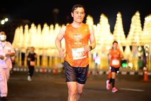 BIB: 837
                            <button type="button" onclick="openModal(14149917)" class="btn btn-primary btn-sm float-right btn-popup" data-toggle="modal" data-target=".modal-high-quality">
                        <i class="fas fa-shopping-cart"></i> Add to Cart
                    </button>
                                            <button type="button" onclick="isThisMe(14149917, true)" class="btn btn-success btn-sm float-right btn-popup btn-isme hidden" data-toggle="tooltip" data-placement="bottom" title="นี่คือรูปของคุณใช่ไหม คลิกที่นี่เพื่อเอาเข้าอัลบั้ม">
                        <i class="fas fa-plus"></i> Add to album
                    </button>
                    <button type="button" onclick="isThisMe(14149917, false)" class="btn btn-warning btn-sm float-right btn-popup btn-isnotme hidden">
                        <i class="fas fa-ban"></i> Remove from album
                    </button>