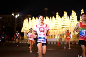BIB: 420, 45413
                            <button type="button" onclick="openModal(14786797)" class="btn btn-primary btn-sm float-right btn-popup" data-toggle="modal" data-target=".modal-high-quality">
                        <i class="fas fa-shopping-cart"></i> Add to Cart
                    </button>
                                            <button type="button" onclick="isThisMe(14786797, true)" class="btn btn-success btn-sm float-right btn-popup btn-isme hidden" data-toggle="tooltip" data-placement="bottom" title="นี่คือรูปของคุณใช่ไหม คลิกที่นี่เพื่อเอาเข้าอัลบั้ม">
                        <i class="fas fa-plus"></i> Add to album
                    </button>
                    <button type="button" onclick="isThisMe(14786797, false)" class="btn btn-warning btn-sm float-right btn-popup btn-isnotme hidden">
                        <i class="fas fa-ban"></i> Remove from album
                    </button>