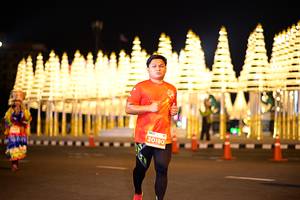 BIB: 20180
                            <button type="button" onclick="openModal(14808370)" class="btn btn-primary btn-sm float-right btn-popup" data-toggle="modal" data-target=".modal-high-quality">
                        <i class="fas fa-shopping-cart"></i> Add to Cart
                    </button>
                                            <button type="button" onclick="isThisMe(14808370, true)" class="btn btn-success btn-sm float-right btn-popup btn-isme hidden" data-toggle="tooltip" data-placement="bottom" title="นี่คือรูปของคุณใช่ไหม คลิกที่นี่เพื่อเอาเข้าอัลบั้ม">
                        <i class="fas fa-plus"></i> Add to album
                    </button>
                    <button type="button" onclick="isThisMe(14808370, false)" class="btn btn-warning btn-sm float-right btn-popup btn-isnotme hidden">
                        <i class="fas fa-ban"></i> Remove from album
                    </button>