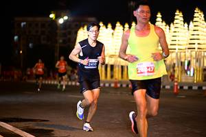 BIB: 2410
                            <button type="button" onclick="openModal(14045535)" class="btn btn-primary btn-sm float-right btn-popup" data-toggle="modal" data-target=".modal-high-quality">
                        <i class="fas fa-shopping-cart"></i> Add to Cart
                    </button>
                                            <button type="button" onclick="isThisMe(14045535, true)" class="btn btn-success btn-sm float-right btn-popup btn-isme hidden" data-toggle="tooltip" data-placement="bottom" title="นี่คือรูปของคุณใช่ไหม คลิกที่นี่เพื่อเอาเข้าอัลบั้ม">
                        <i class="fas fa-plus"></i> Add to album
                    </button>
                    <button type="button" onclick="isThisMe(14045535, false)" class="btn btn-warning btn-sm float-right btn-popup btn-isnotme hidden">
                        <i class="fas fa-ban"></i> Remove from album
                    </button>