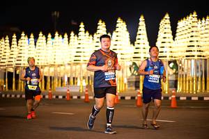 BIB: 41080, 40953
                            <button type="button" onclick="openModal(14882364)" class="btn btn-primary btn-sm float-right btn-popup" data-toggle="modal" data-target=".modal-high-quality">
                        <i class="fas fa-shopping-cart"></i> Add to Cart
                    </button>
                                            <button type="button" onclick="isThisMe(14882364, true)" class="btn btn-success btn-sm float-right btn-popup btn-isme hidden" data-toggle="tooltip" data-placement="bottom" title="นี่คือรูปของคุณใช่ไหม คลิกที่นี่เพื่อเอาเข้าอัลบั้ม">
                        <i class="fas fa-plus"></i> Add to album
                    </button>
                    <button type="button" onclick="isThisMe(14882364, false)" class="btn btn-warning btn-sm float-right btn-popup btn-isnotme hidden">
                        <i class="fas fa-ban"></i> Remove from album
                    </button>