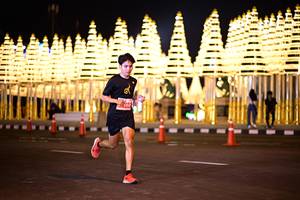 BIB: 560
                            <button type="button" onclick="openModal(14039560)" class="btn btn-primary btn-sm float-right btn-popup" data-toggle="modal" data-target=".modal-high-quality">
                        <i class="fas fa-shopping-cart"></i> Add to Cart
                    </button>
                                            <button type="button" onclick="isThisMe(14039560, true)" class="btn btn-success btn-sm float-right btn-popup btn-isme hidden" data-toggle="tooltip" data-placement="bottom" title="นี่คือรูปของคุณใช่ไหม คลิกที่นี่เพื่อเอาเข้าอัลบั้ม">
                        <i class="fas fa-plus"></i> Add to album
                    </button>
                    <button type="button" onclick="isThisMe(14039560, false)" class="btn btn-warning btn-sm float-right btn-popup btn-isnotme hidden">
                        <i class="fas fa-ban"></i> Remove from album
                    </button>