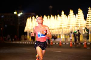 BIB: 7641
                            <button type="button" onclick="openModal(13963797)" class="btn btn-primary btn-sm float-right btn-popup" data-toggle="modal" data-target=".modal-high-quality">
                        <i class="fas fa-shopping-cart"></i> Add to Cart
                    </button>
                                            <button type="button" onclick="isThisMe(13963797, true)" class="btn btn-success btn-sm float-right btn-popup btn-isme hidden" data-toggle="tooltip" data-placement="bottom" title="นี่คือรูปของคุณใช่ไหม คลิกที่นี่เพื่อเอาเข้าอัลบั้ม">
                        <i class="fas fa-plus"></i> Add to album
                    </button>
                    <button type="button" onclick="isThisMe(13963797, false)" class="btn btn-warning btn-sm float-right btn-popup btn-isnotme hidden">
                        <i class="fas fa-ban"></i> Remove from album
                    </button>