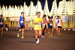 BIB: 42994
                            <button type="button" onclick="openModal(14947686)" class="btn btn-primary btn-sm float-right btn-popup" data-toggle="modal" data-target=".modal-high-quality">
                        <i class="fas fa-shopping-cart"></i> Add to Cart
                    </button>
                                            <button type="button" onclick="isThisMe(14947686, true)" class="btn btn-success btn-sm float-right btn-popup btn-isme hidden" data-toggle="tooltip" data-placement="bottom" title="นี่คือรูปของคุณใช่ไหม คลิกที่นี่เพื่อเอาเข้าอัลบั้ม">
                        <i class="fas fa-plus"></i> Add to album
                    </button>
                    <button type="button" onclick="isThisMe(14947686, false)" class="btn btn-warning btn-sm float-right btn-popup btn-isnotme hidden">
                        <i class="fas fa-ban"></i> Remove from album
                    </button>