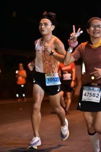 BIB: 10125, 47582
                            <button type="button" onclick="openModal(14010879)" class="btn btn-primary btn-sm float-right btn-popup" data-toggle="modal" data-target=".modal-high-quality">
                        <i class="fas fa-shopping-cart"></i> Add to Cart
                    </button>
                                            <button type="button" onclick="isThisMe(14010879, true)" class="btn btn-success btn-sm float-right btn-popup btn-isme hidden" data-toggle="tooltip" data-placement="bottom" title="นี่คือรูปของคุณใช่ไหม คลิกที่นี่เพื่อเอาเข้าอัลบั้ม">
                        <i class="fas fa-plus"></i> Add to album
                    </button>
                    <button type="button" onclick="isThisMe(14010879, false)" class="btn btn-warning btn-sm float-right btn-popup btn-isnotme hidden">
                        <i class="fas fa-ban"></i> Remove from album
                    </button>