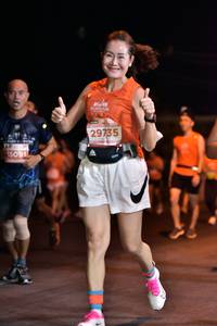 BIB: 29735, 091
                            <button type="button" onclick="openModal(13783295)" class="btn btn-primary btn-sm float-right btn-popup" data-toggle="modal" data-target=".modal-high-quality">
                        <i class="fas fa-shopping-cart"></i> Add to Cart
                    </button>
                                            <button type="button" onclick="isThisMe(13783295, true)" class="btn btn-success btn-sm float-right btn-popup btn-isme hidden" data-toggle="tooltip" data-placement="bottom" title="นี่คือรูปของคุณใช่ไหม คลิกที่นี่เพื่อเอาเข้าอัลบั้ม">
                        <i class="fas fa-plus"></i> Add to album
                    </button>
                    <button type="button" onclick="isThisMe(13783295, false)" class="btn btn-warning btn-sm float-right btn-popup btn-isnotme hidden">
                        <i class="fas fa-ban"></i> Remove from album
                    </button>