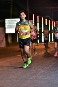 BIB: 20050, 190
                            <button type="button" onclick="openModal(13741147)" class="btn btn-primary btn-sm float-right btn-popup" data-toggle="modal" data-target=".modal-high-quality">
                        <i class="fas fa-shopping-cart"></i> Add to Cart
                    </button>
                                            <button type="button" onclick="isThisMe(13741147, true)" class="btn btn-success btn-sm float-right btn-popup btn-isme hidden" data-toggle="tooltip" data-placement="bottom" title="นี่คือรูปของคุณใช่ไหม คลิกที่นี่เพื่อเอาเข้าอัลบั้ม">
                        <i class="fas fa-plus"></i> Add to album
                    </button>
                    <button type="button" onclick="isThisMe(13741147, false)" class="btn btn-warning btn-sm float-right btn-popup btn-isnotme hidden">
                        <i class="fas fa-ban"></i> Remove from album
                    </button>