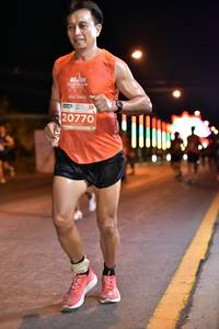 BIB: 202, 20770
                            <button type="button" onclick="openModal(13752133)" class="btn btn-primary btn-sm float-right btn-popup" data-toggle="modal" data-target=".modal-high-quality">
                        <i class="fas fa-shopping-cart"></i> Add to Cart
                    </button>
                                            <button type="button" onclick="isThisMe(13752133, true)" class="btn btn-success btn-sm float-right btn-popup btn-isme hidden" data-toggle="tooltip" data-placement="bottom" title="นี่คือรูปของคุณใช่ไหม คลิกที่นี่เพื่อเอาเข้าอัลบั้ม">
                        <i class="fas fa-plus"></i> Add to album
                    </button>
                    <button type="button" onclick="isThisMe(13752133, false)" class="btn btn-warning btn-sm float-right btn-popup btn-isnotme hidden">
                        <i class="fas fa-ban"></i> Remove from album
                    </button>