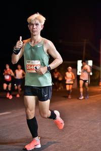 BIB: 264
                            <button type="button" onclick="openModal(13751976)" class="btn btn-primary btn-sm float-right btn-popup" data-toggle="modal" data-target=".modal-high-quality">
                        <i class="fas fa-shopping-cart"></i> Add to Cart
                    </button>
                                            <button type="button" onclick="isThisMe(13751976, true)" class="btn btn-success btn-sm float-right btn-popup btn-isme hidden" data-toggle="tooltip" data-placement="bottom" title="นี่คือรูปของคุณใช่ไหม คลิกที่นี่เพื่อเอาเข้าอัลบั้ม">
                        <i class="fas fa-plus"></i> Add to album
                    </button>
                    <button type="button" onclick="isThisMe(13751976, false)" class="btn btn-warning btn-sm float-right btn-popup btn-isnotme hidden">
                        <i class="fas fa-ban"></i> Remove from album
                    </button>