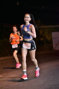 BIB: 23000, 29518
                            <button type="button" onclick="openModal(13748713)" class="btn btn-primary btn-sm float-right btn-popup" data-toggle="modal" data-target=".modal-high-quality">
                        <i class="fas fa-shopping-cart"></i> Add to Cart
                    </button>
                                            <button type="button" onclick="isThisMe(13748713, true)" class="btn btn-success btn-sm float-right btn-popup btn-isme hidden" data-toggle="tooltip" data-placement="bottom" title="นี่คือรูปของคุณใช่ไหม คลิกที่นี่เพื่อเอาเข้าอัลบั้ม">
                        <i class="fas fa-plus"></i> Add to album
                    </button>
                    <button type="button" onclick="isThisMe(13748713, false)" class="btn btn-warning btn-sm float-right btn-popup btn-isnotme hidden">
                        <i class="fas fa-ban"></i> Remove from album
                    </button>