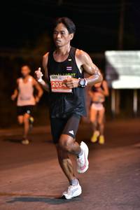 BIB: 2034
                            <button type="button" onclick="openModal(13739446)" class="btn btn-primary btn-sm float-right btn-popup" data-toggle="modal" data-target=".modal-high-quality">
                        <i class="fas fa-shopping-cart"></i> Add to Cart
                    </button>
                                            <button type="button" onclick="isThisMe(13739446, true)" class="btn btn-success btn-sm float-right btn-popup btn-isme hidden" data-toggle="tooltip" data-placement="bottom" title="นี่คือรูปของคุณใช่ไหม คลิกที่นี่เพื่อเอาเข้าอัลบั้ม">
                        <i class="fas fa-plus"></i> Add to album
                    </button>
                    <button type="button" onclick="isThisMe(13739446, false)" class="btn btn-warning btn-sm float-right btn-popup btn-isnotme hidden">
                        <i class="fas fa-ban"></i> Remove from album
                    </button>