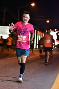 BIB: 2020, 21942
                            <button type="button" onclick="openModal(13761075)" class="btn btn-primary btn-sm float-right btn-popup" data-toggle="modal" data-target=".modal-high-quality">
                        <i class="fas fa-shopping-cart"></i> Add to Cart
                    </button>
                                            <button type="button" onclick="isThisMe(13761075, true)" class="btn btn-success btn-sm float-right btn-popup btn-isme hidden" data-toggle="tooltip" data-placement="bottom" title="นี่คือรูปของคุณใช่ไหม คลิกที่นี่เพื่อเอาเข้าอัลบั้ม">
                        <i class="fas fa-plus"></i> Add to album
                    </button>
                    <button type="button" onclick="isThisMe(13761075, false)" class="btn btn-warning btn-sm float-right btn-popup btn-isnotme hidden">
                        <i class="fas fa-ban"></i> Remove from album
                    </button>