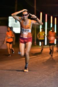 BIB: 25521
                            <button type="button" onclick="openModal(13747233)" class="btn btn-primary btn-sm float-right btn-popup" data-toggle="modal" data-target=".modal-high-quality">
                        <i class="fas fa-shopping-cart"></i> Add to Cart
                    </button>
                                            <button type="button" onclick="isThisMe(13747233, true)" class="btn btn-success btn-sm float-right btn-popup btn-isme hidden" data-toggle="tooltip" data-placement="bottom" title="นี่คือรูปของคุณใช่ไหม คลิกที่นี่เพื่อเอาเข้าอัลบั้ม">
                        <i class="fas fa-plus"></i> Add to album
                    </button>
                    <button type="button" onclick="isThisMe(13747233, false)" class="btn btn-warning btn-sm float-right btn-popup btn-isnotme hidden">
                        <i class="fas fa-ban"></i> Remove from album
                    </button>