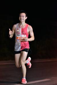 BIB: 2136
                            <button type="button" onclick="openModal(13738793)" class="btn btn-primary btn-sm float-right btn-popup" data-toggle="modal" data-target=".modal-high-quality">
                        <i class="fas fa-shopping-cart"></i> Add to Cart
                    </button>
                                            <button type="button" onclick="isThisMe(13738793, true)" class="btn btn-success btn-sm float-right btn-popup btn-isme hidden" data-toggle="tooltip" data-placement="bottom" title="นี่คือรูปของคุณใช่ไหม คลิกที่นี่เพื่อเอาเข้าอัลบั้ม">
                        <i class="fas fa-plus"></i> Add to album
                    </button>
                    <button type="button" onclick="isThisMe(13738793, false)" class="btn btn-warning btn-sm float-right btn-popup btn-isnotme hidden">
                        <i class="fas fa-ban"></i> Remove from album
                    </button>