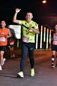 BIB: 29750, 20468, 22778
                            <button type="button" onclick="openModal(13762596)" class="btn btn-primary btn-sm float-right btn-popup" data-toggle="modal" data-target=".modal-high-quality">
                        <i class="fas fa-shopping-cart"></i> Add to Cart
                    </button>
                                            <button type="button" onclick="isThisMe(13762596, true)" class="btn btn-success btn-sm float-right btn-popup btn-isme hidden" data-toggle="tooltip" data-placement="bottom" title="นี่คือรูปของคุณใช่ไหม คลิกที่นี่เพื่อเอาเข้าอัลบั้ม">
                        <i class="fas fa-plus"></i> Add to album
                    </button>
                    <button type="button" onclick="isThisMe(13762596, false)" class="btn btn-warning btn-sm float-right btn-popup btn-isnotme hidden">
                        <i class="fas fa-ban"></i> Remove from album
                    </button>