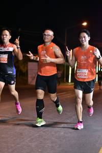 BIB: 0970, 20324
                            <button type="button" onclick="openModal(13741521)" class="btn btn-primary btn-sm float-right btn-popup" data-toggle="modal" data-target=".modal-high-quality">
                        <i class="fas fa-shopping-cart"></i> Add to Cart
                    </button>
                                            <button type="button" onclick="isThisMe(13741521, true)" class="btn btn-success btn-sm float-right btn-popup btn-isme hidden" data-toggle="tooltip" data-placement="bottom" title="นี่คือรูปของคุณใช่ไหม คลิกที่นี่เพื่อเอาเข้าอัลบั้ม">
                        <i class="fas fa-plus"></i> Add to album
                    </button>
                    <button type="button" onclick="isThisMe(13741521, false)" class="btn btn-warning btn-sm float-right btn-popup btn-isnotme hidden">
                        <i class="fas fa-ban"></i> Remove from album
                    </button>