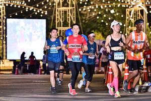 BIB: 95109, 47548
                            <button type="button" onclick="openModal(14996997)" class="btn btn-primary btn-sm float-right btn-popup" data-toggle="modal" data-target=".modal-high-quality">
                        <i class="fas fa-shopping-cart"></i> Add to Cart
                    </button>
                                            <button type="button" onclick="isThisMe(14996997, true)" class="btn btn-success btn-sm float-right btn-popup btn-isme hidden" data-toggle="tooltip" data-placement="bottom" title="นี่คือรูปของคุณใช่ไหม คลิกที่นี่เพื่อเอาเข้าอัลบั้ม">
                        <i class="fas fa-plus"></i> Add to album
                    </button>
                    <button type="button" onclick="isThisMe(14996997, false)" class="btn btn-warning btn-sm float-right btn-popup btn-isnotme hidden">
                        <i class="fas fa-ban"></i> Remove from album
                    </button>
