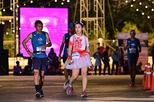 BIB: 142, 45262, 43196
                            <button type="button" onclick="openModal(15010036)" class="btn btn-primary btn-sm float-right btn-popup" data-toggle="modal" data-target=".modal-high-quality">
                        <i class="fas fa-shopping-cart"></i> Add to Cart
                    </button>
                                            <button type="button" onclick="isThisMe(15010036, true)" class="btn btn-success btn-sm float-right btn-popup btn-isme hidden" data-toggle="tooltip" data-placement="bottom" title="นี่คือรูปของคุณใช่ไหม คลิกที่นี่เพื่อเอาเข้าอัลบั้ม">
                        <i class="fas fa-plus"></i> Add to album
                    </button>
                    <button type="button" onclick="isThisMe(15010036, false)" class="btn btn-warning btn-sm float-right btn-popup btn-isnotme hidden">
                        <i class="fas fa-ban"></i> Remove from album
                    </button>